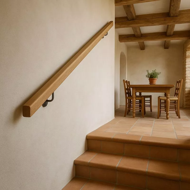 main courante bois rectangle design murale sur mesure chene bois massif rampe moderne à Martigues (la couronne) fimsai