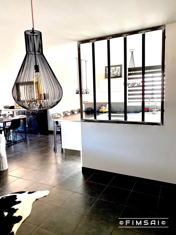 Verrière châssis vitrée sur mesure en acier Port de bouc Métallerie FIMSAI Métallerie Ferronnerie