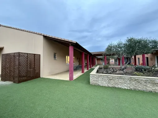 Réalisation d'un cache climatisation sur mesure en acier, Châteauneuf-les-Martigues, FIMSAI