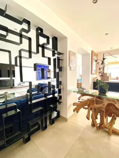 Réalisation d'une paroi ultra tendance à La Ciotat, Châteauneuf-les-Martigues, FIMSAI