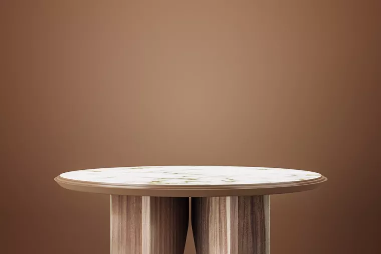 Fabrication d'une table ronde en bois avec assise en forme de balançoire, Martigues, FIMSAI