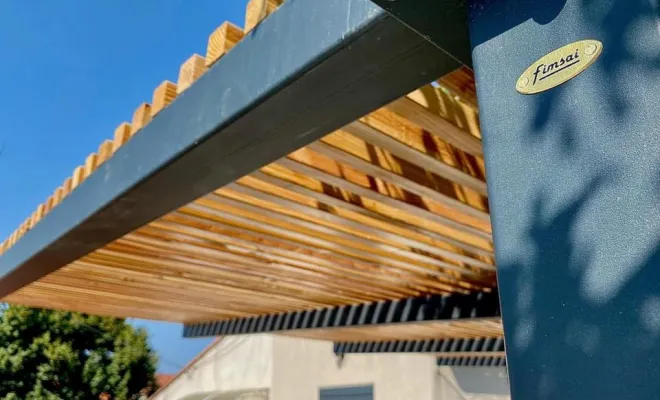 Pergola aérienne design sur mesure acier  métal et bois à Martigues métallerie FIMSAI ferronnerie