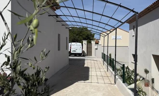 Réalisation d'une pergola traditionnelle à Martigues, Châteauneuf-les-Martigues, FIMSAI